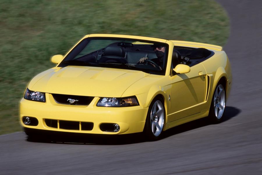  Ford Mustang SVT Cobra Convertible 2002 года  (фото 66 из 103)